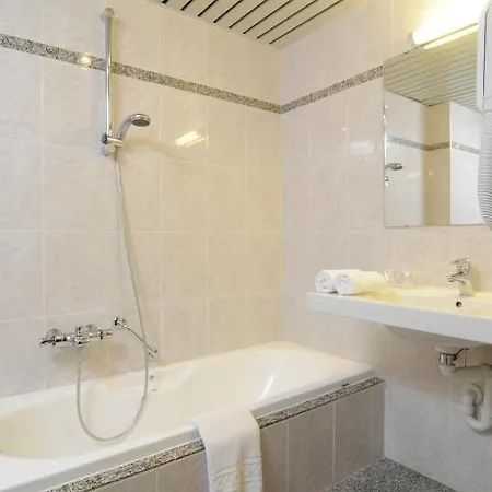 Hotel Adagio 3*