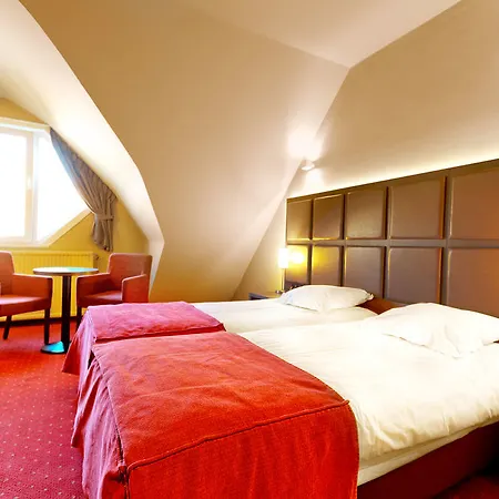 Hotel Adagio 3*